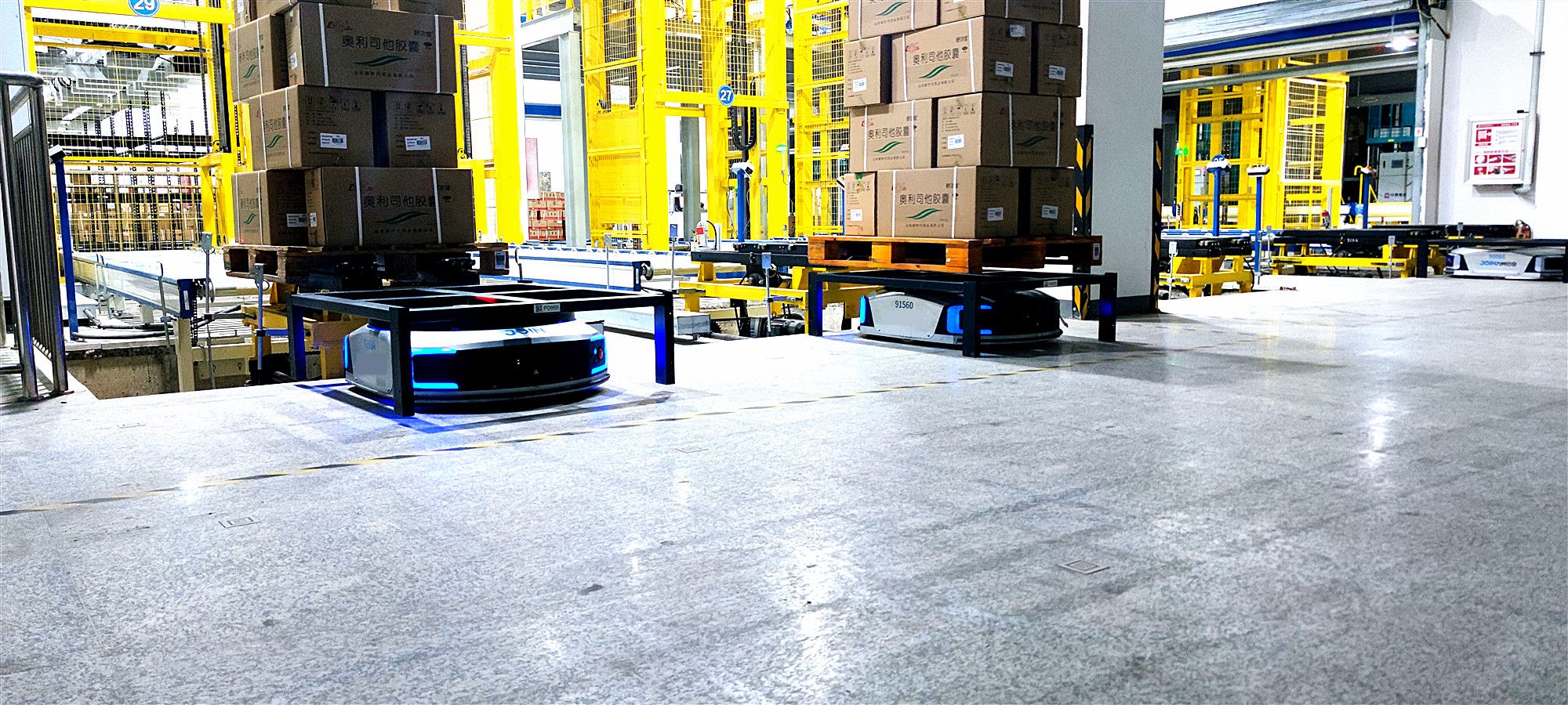 Geek+ and WSR Solutions launch smart palletizing solution