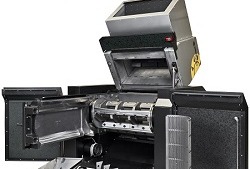 Shredding or granulating – making the right choice