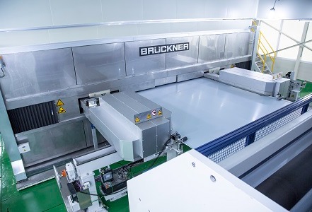 K 2022: Technology innovations from Brückner Maschinenbau