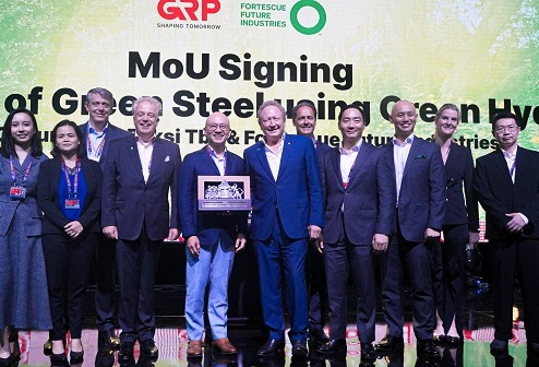 Indonesia's largest private steelmaker signs MoUs with Fortescue and Kadin