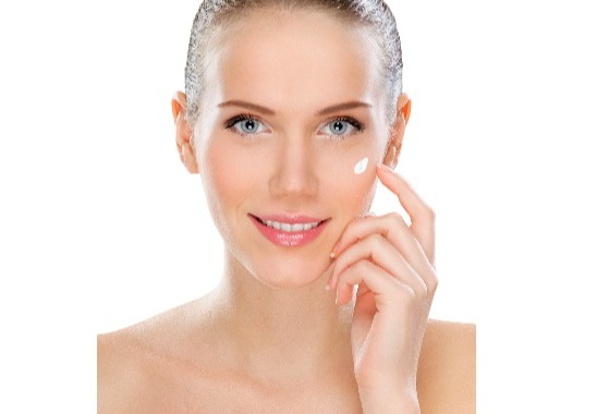 First sustainable alternative to synthetic retinol unveiled