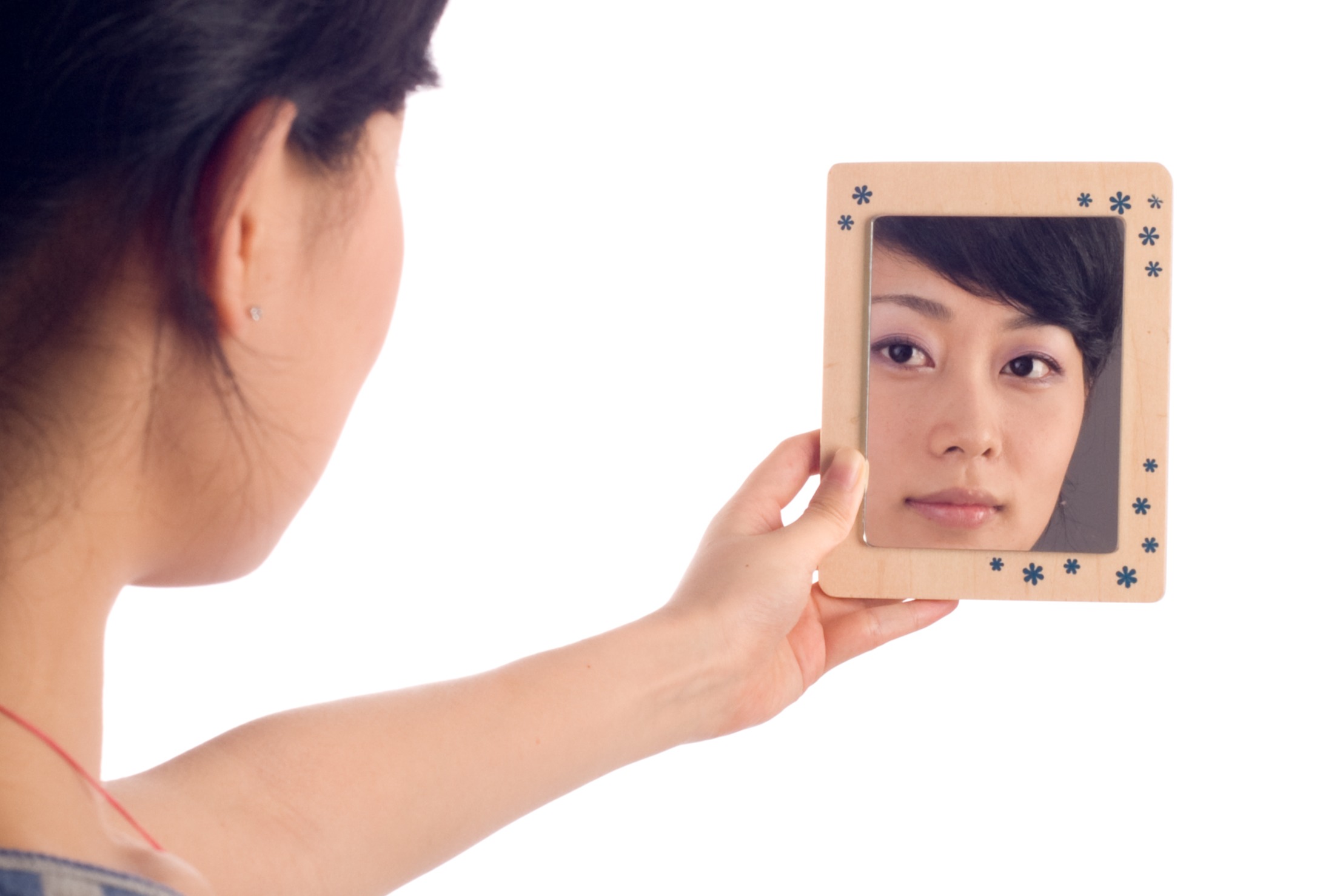 Study shows people spend 4 hours a day on their appearance