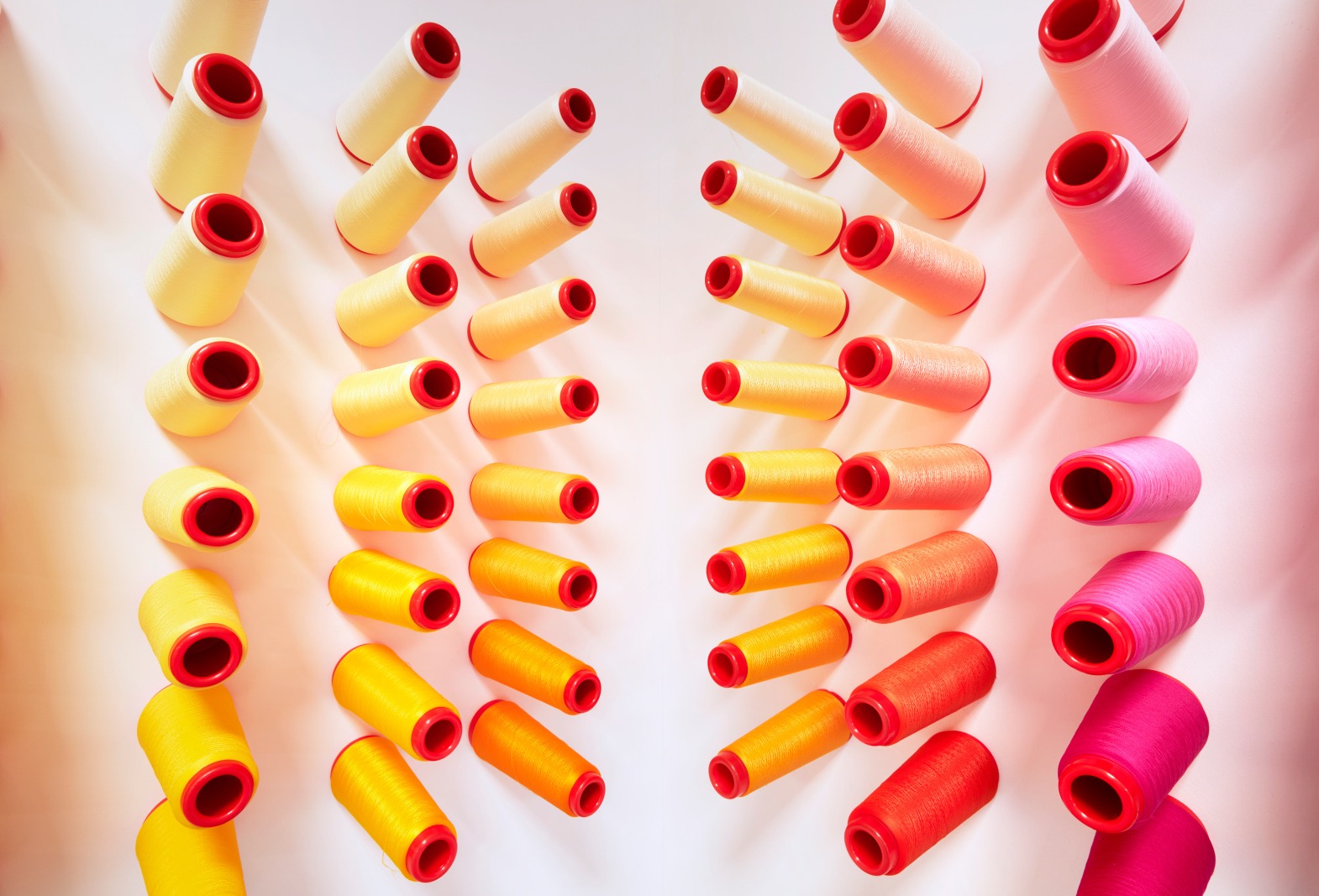 Avient joins bluesign® SYSTEM for dope-dyeing fiber colorants
