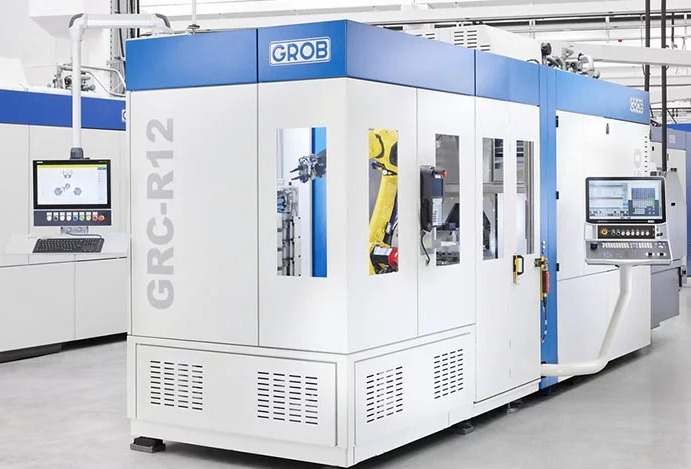 Universal machining centers with wide product range and automation solutions