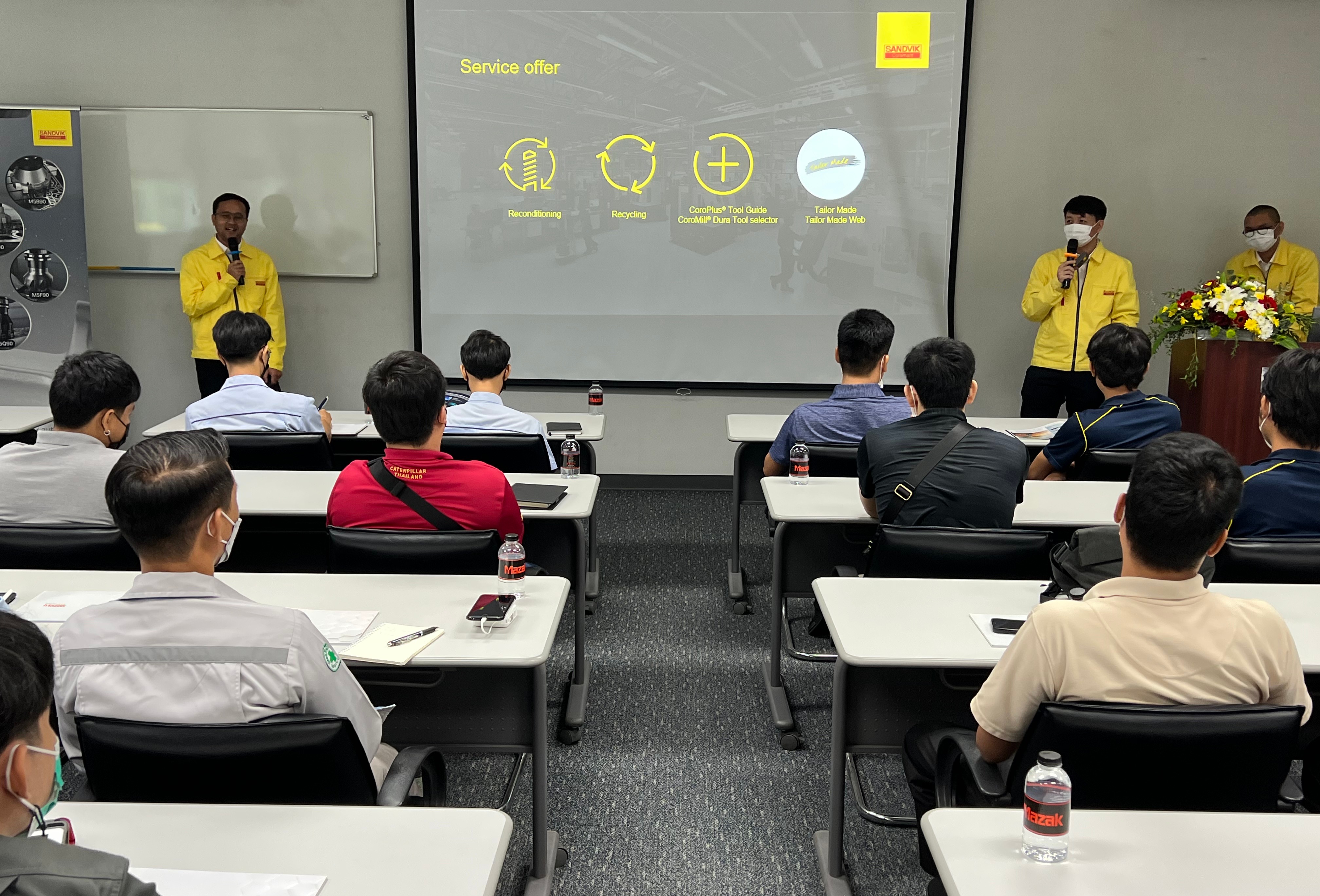 Sandvik Coromant and Mazak Thailand hold technology day