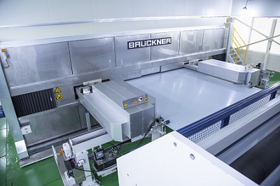 Brückner Maschinenbau w.jpg