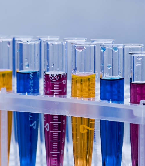 test tubes © Kdmfoto  Dreamstime.com - Copy.jpg