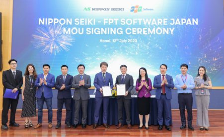FPT Software and Nippon Seiki signed an MOU on July 12 in Hanoi, Vietnam.png