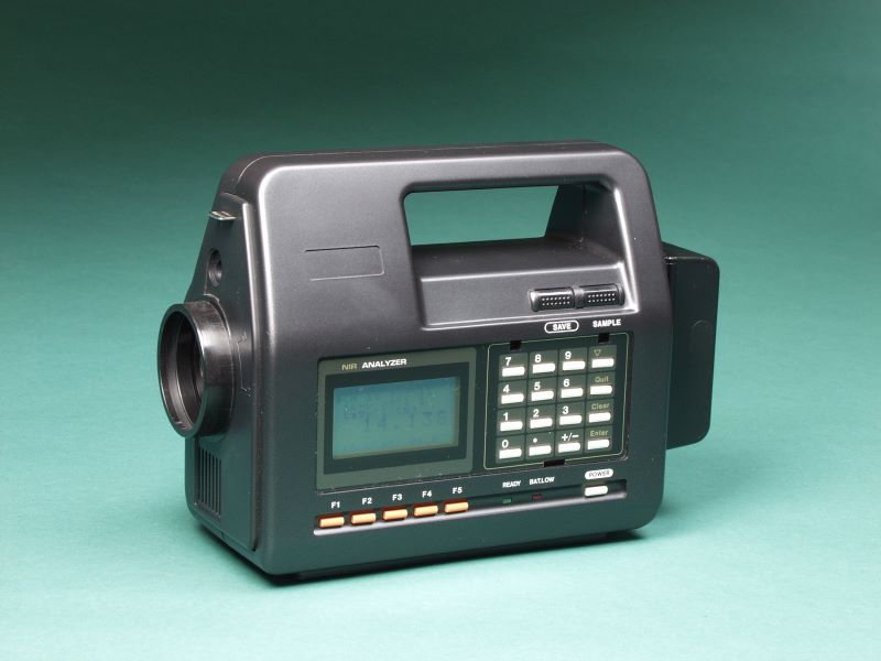 Kett KJT130 analyzer.jpg